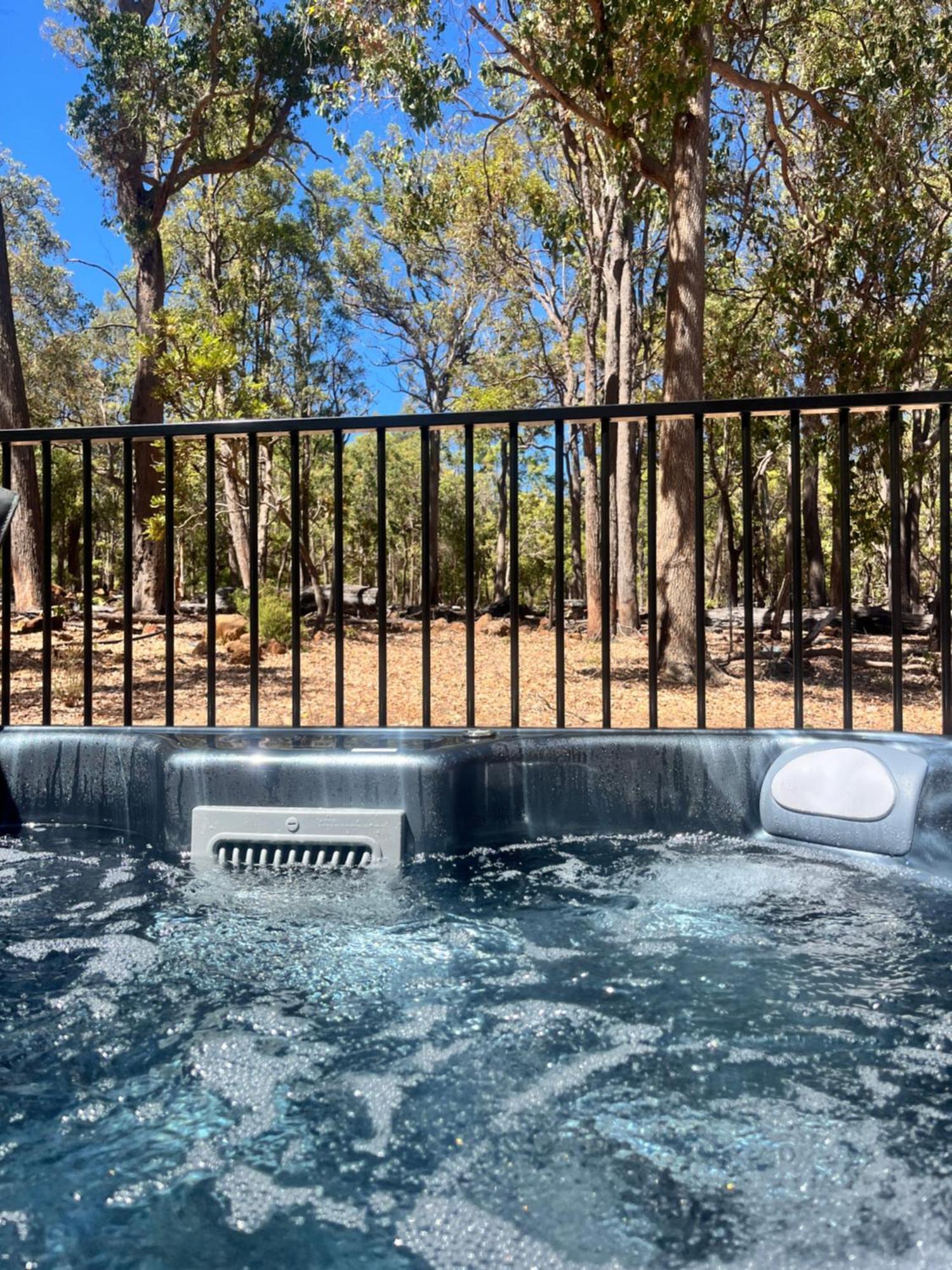 Jarrah Glen Cabins Nannup Exterior photo