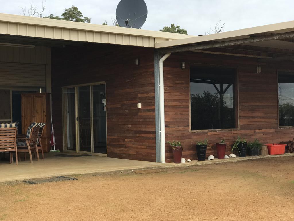 Jarrah Glen Cabins Nannup Exterior photo